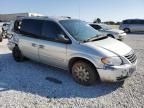 2005 Chrysler Town & Country LX