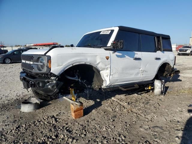 2023 Ford Bronco Base