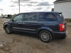 2014 Chrysler Town & Country Touring L