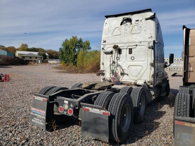 2016 Freightliner Cascadia 125