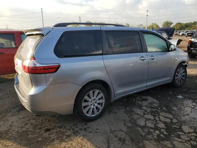 2017 Toyota Sienna XLE