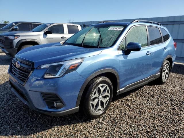 2022 Subaru Forester Premium