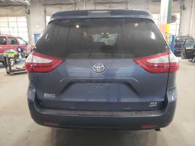 2015 Toyota Sienna XLE