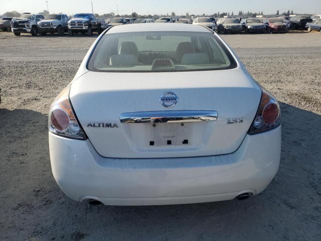 2010 Nissan Altima Base