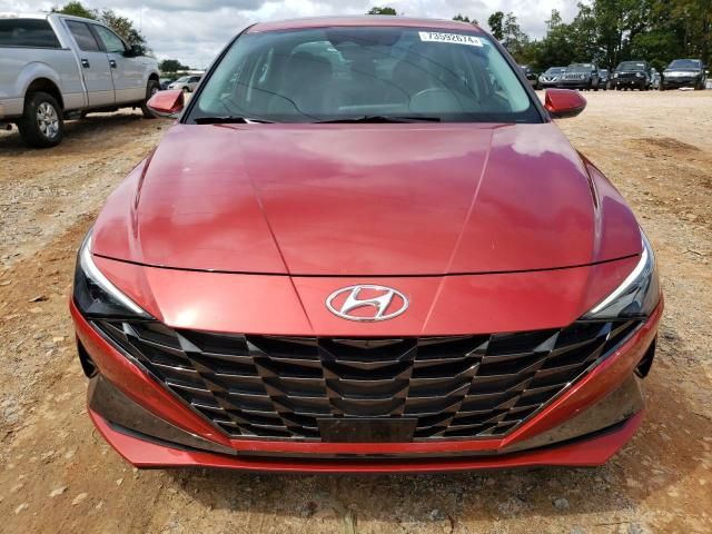 2022 Hyundai Elantra Limited