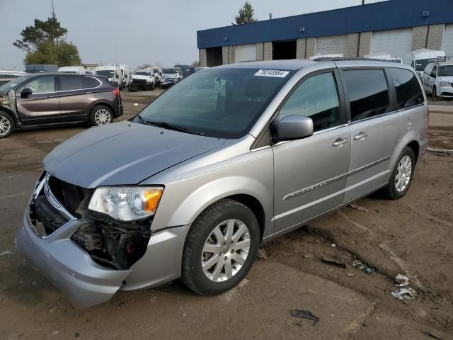 2013 Chrysler Town & Country Touring