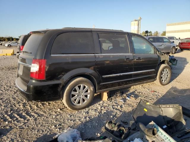 2016 Chrysler Town & Country Touring