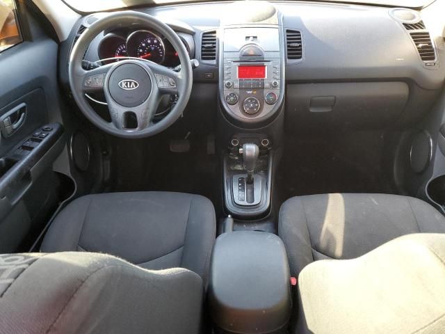 2010 KIA Soul +