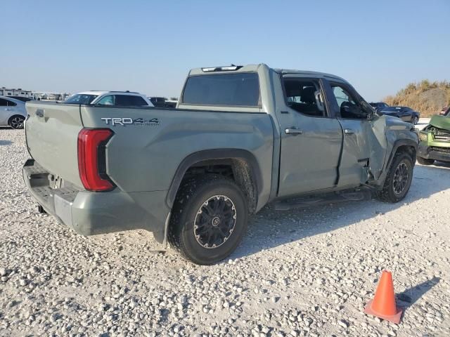 2022 Toyota Tundra Crewmax SR