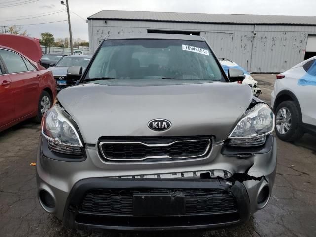 2013 KIA Soul +