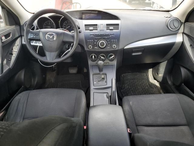 2013 Mazda 3 I