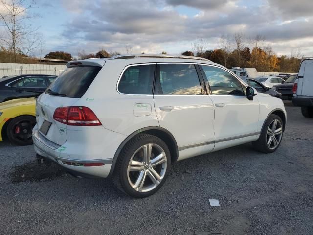 2017 Volkswagen Touareg Executive