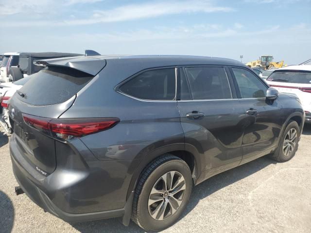 2020 Toyota Highlander XLE