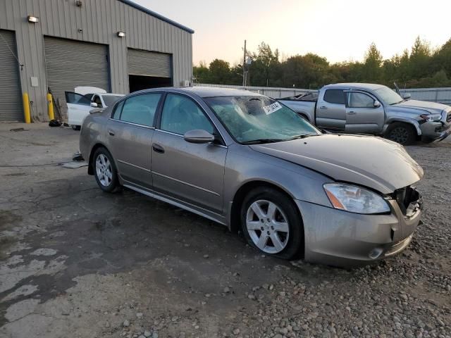 2003 Nissan Altima Base