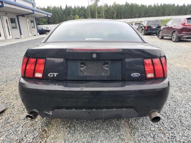 2000 Ford Mustang GT