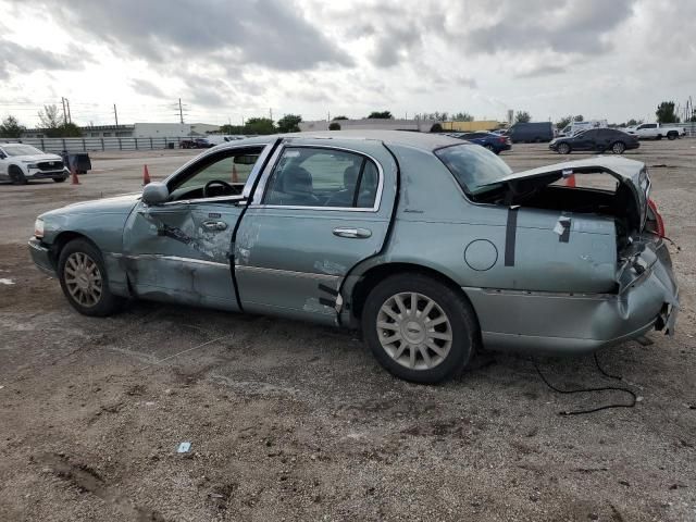 2006 Lincoln Town Car Signature