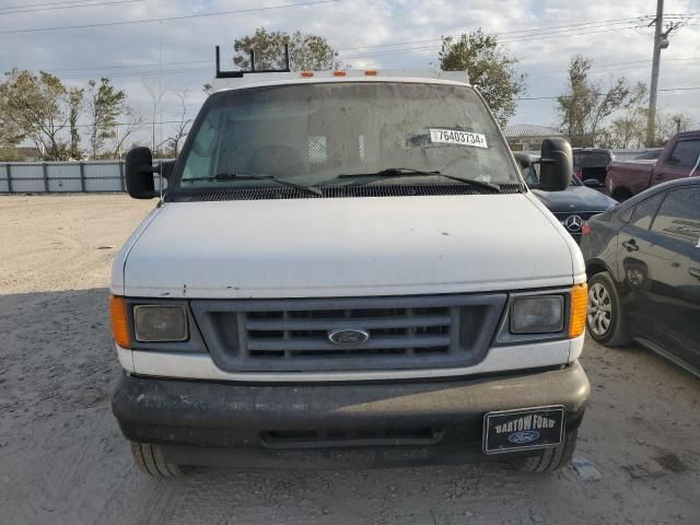 2006 Ford Econoline E350 Super Duty Cutaway Van