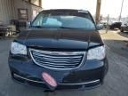 2014 Chrysler Town & Country Touring L