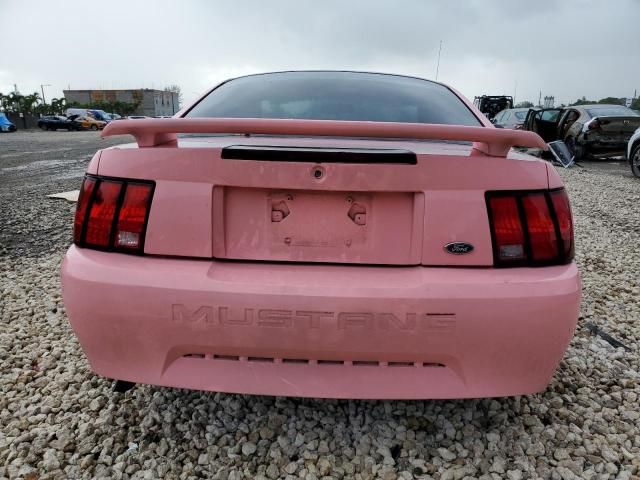 2004 Ford Mustang