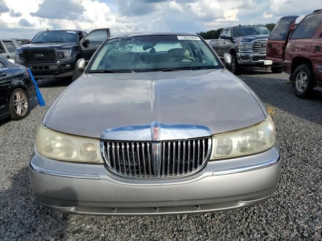 1999 Lincoln Town Car Executive