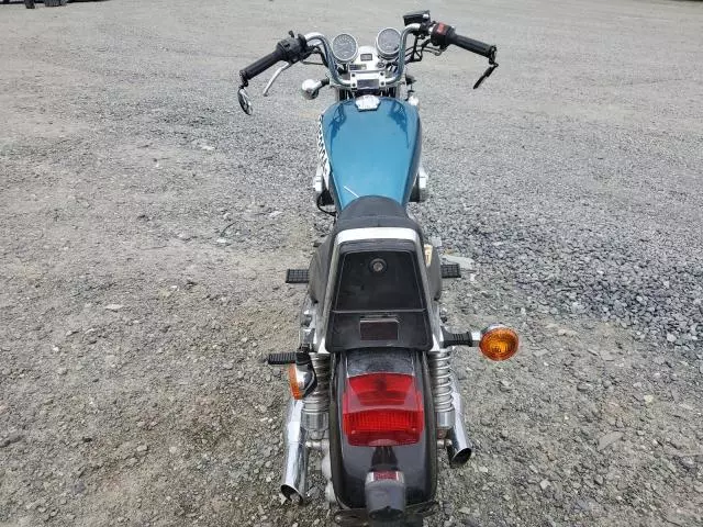 1990 Kawasaki VN750