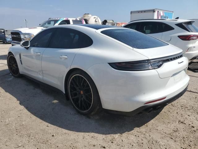 2023 Porsche Panamera Base