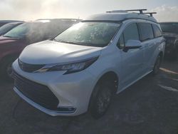 2021 Toyota Sienna XLE en venta en Riverview, FL