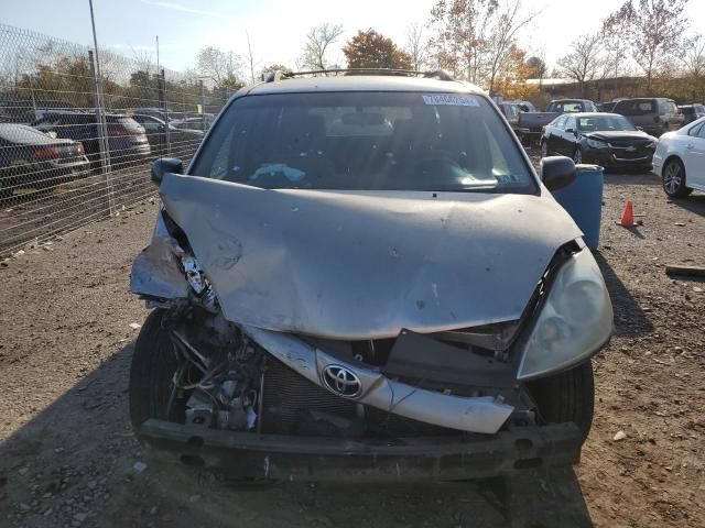 2006 Toyota Sienna CE