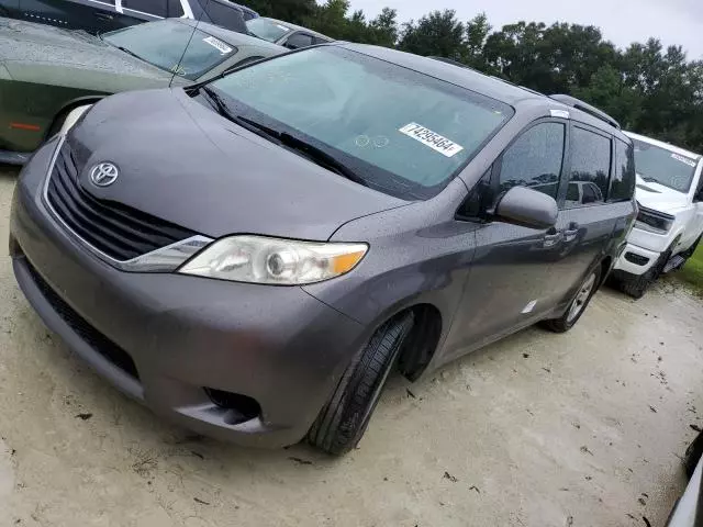 2012 Toyota Sienna LE