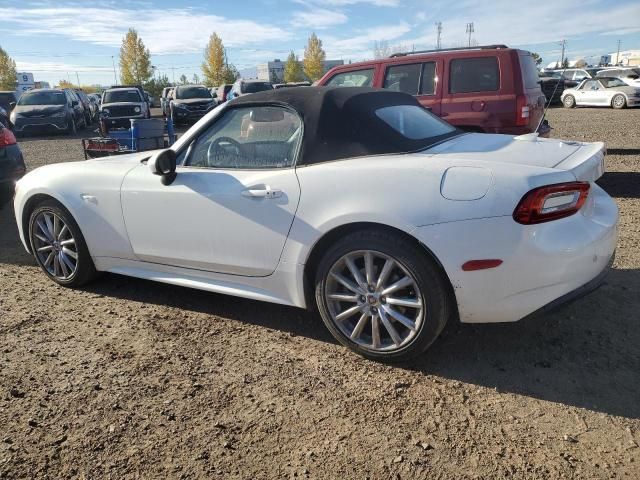 2017 Fiat 124 Spider Classica