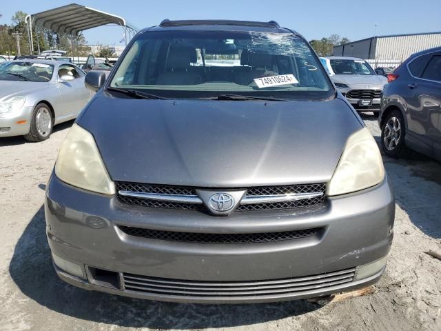 2005 Toyota Sienna XLE