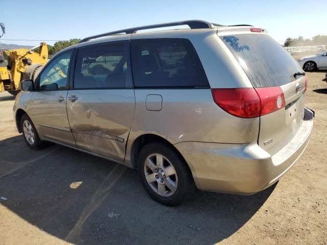 2006 Toyota Sienna CE