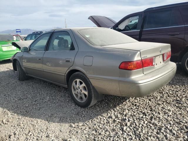 2000 Toyota Camry LE