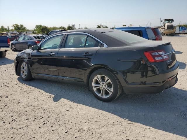 2015 Ford Taurus SE