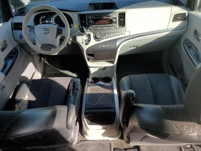 2012 Toyota Sienna Sport