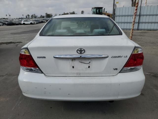 2005 Toyota Camry LE