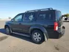 2005 Nissan Pathfinder LE