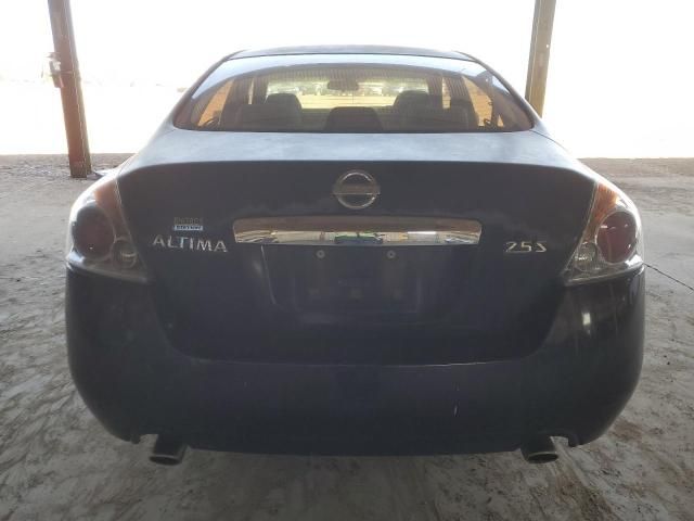 2010 Nissan Altima Base