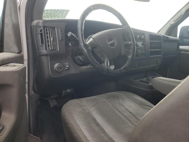 2010 GMC Savana G2500