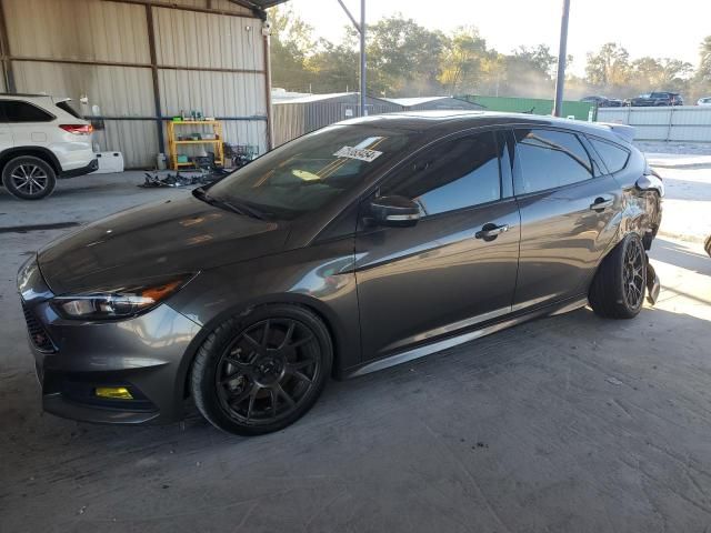 2018 Ford Focus ST