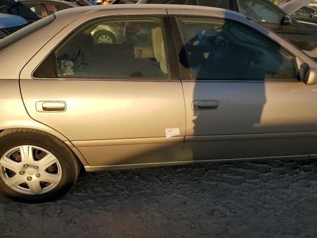 2000 Toyota Camry CE