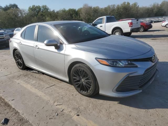 2022 Toyota Camry LE