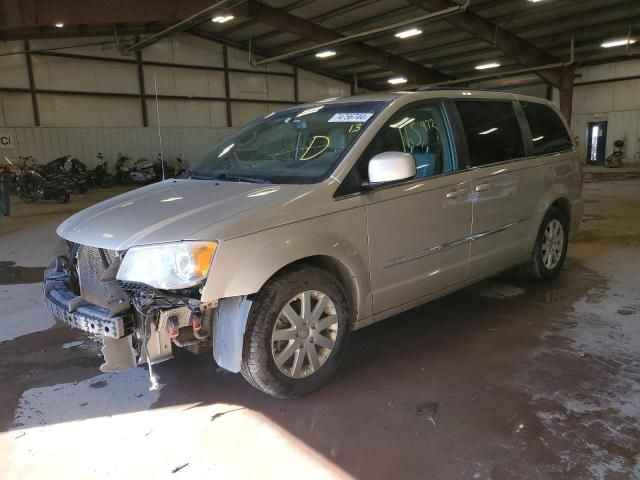 2013 Chrysler Town & Country Touring