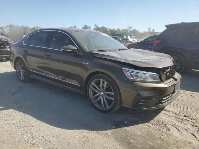 2019 Volkswagen Passat SE R-Line