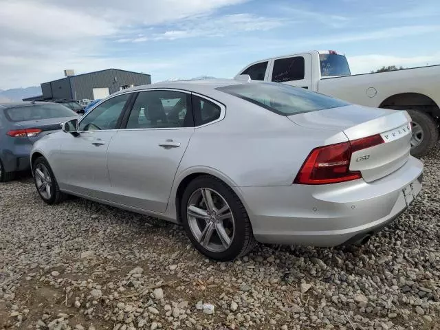 2018 Volvo S90 T5 Momentum