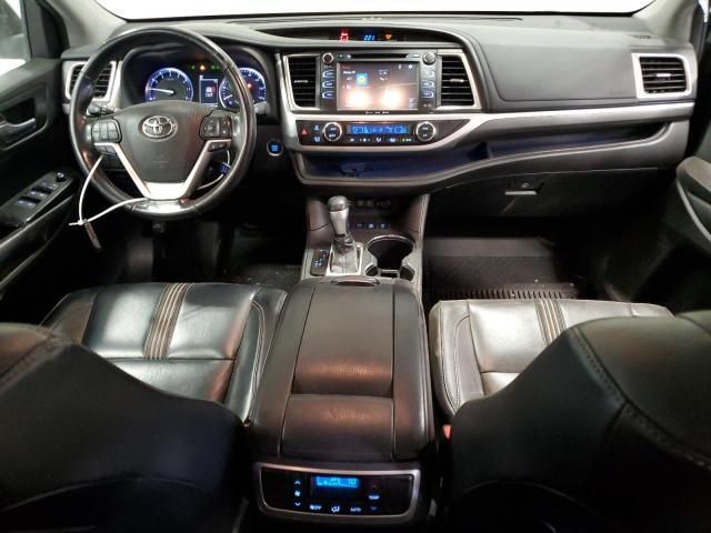 2018 Toyota Highlander SE