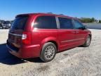 2013 Chrysler Town & Country Touring L