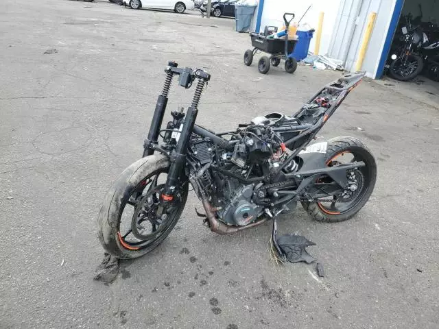 2023 KTM 390 RC