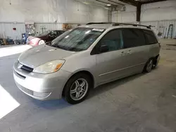 Carros salvage para piezas a la venta en subasta: 2004 Toyota Sienna CE