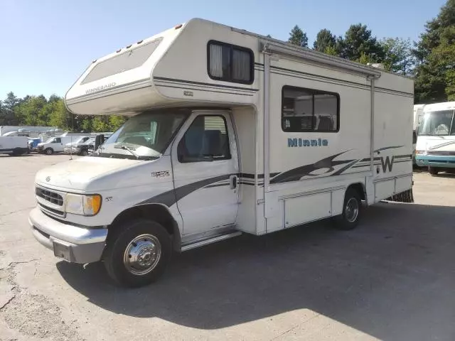 2002 Winnebago 2002 Ford Econoline E450 Super Duty Cutaway Van